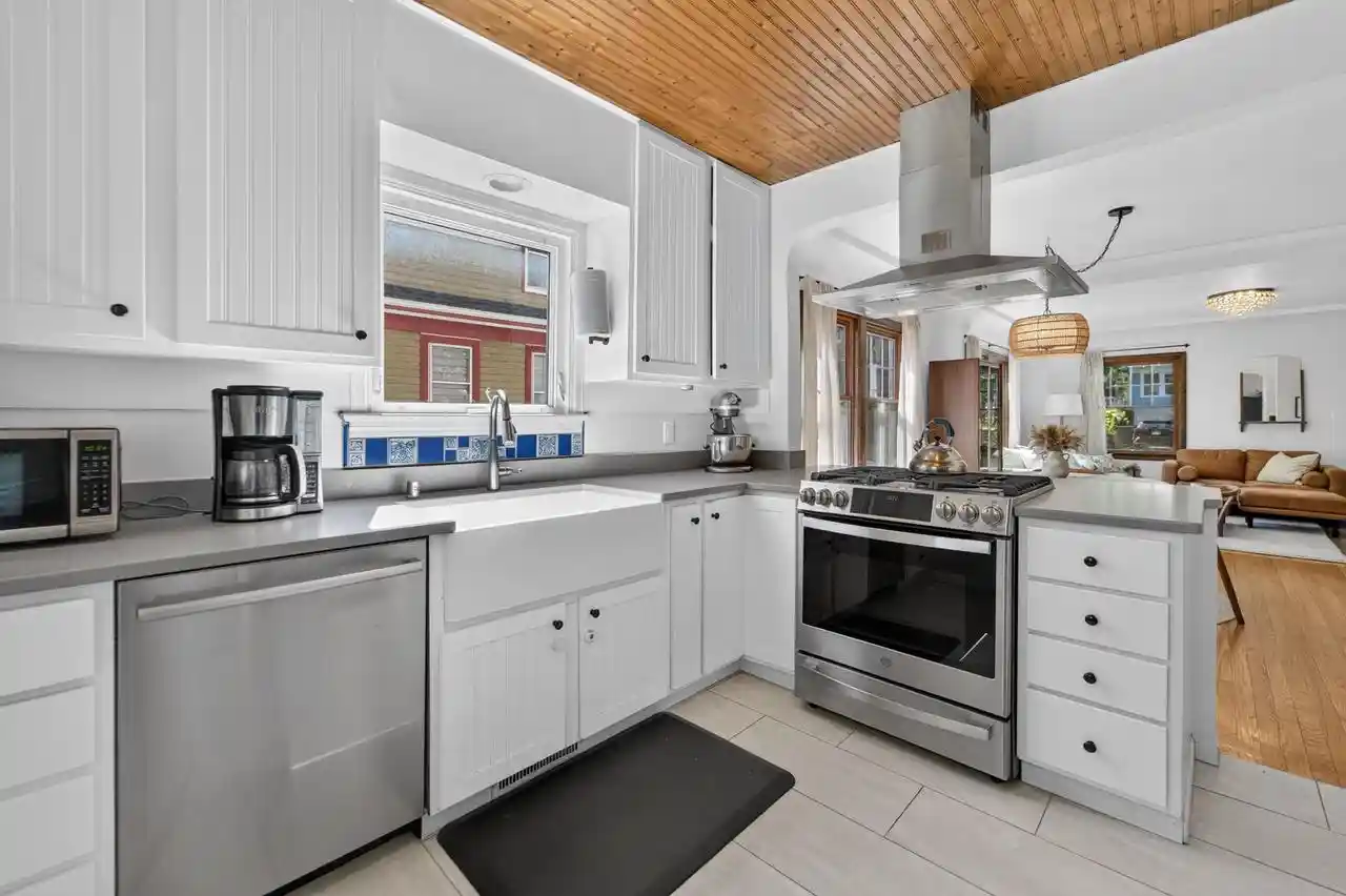 4th image of 2626 Chamberlain Avenue Avenue, Madison, WI 53705 | MLS# 2027550