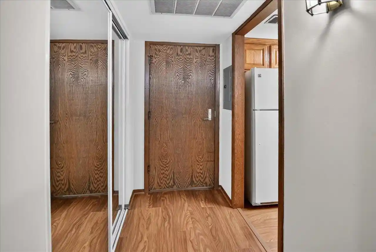 2nd image of 325 S Yellowstone Dr Dr #227, Madison, WI 53705 | MLS# 2027555