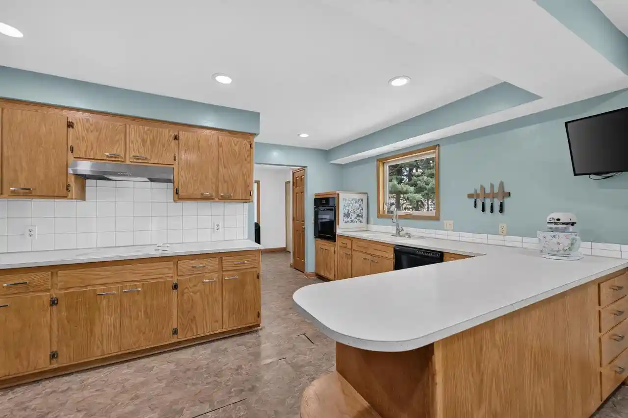 Homes for sale in Belleville, WI | 615 Village Dr Dr, Belleville, WI 53508 | MLS# 2027558