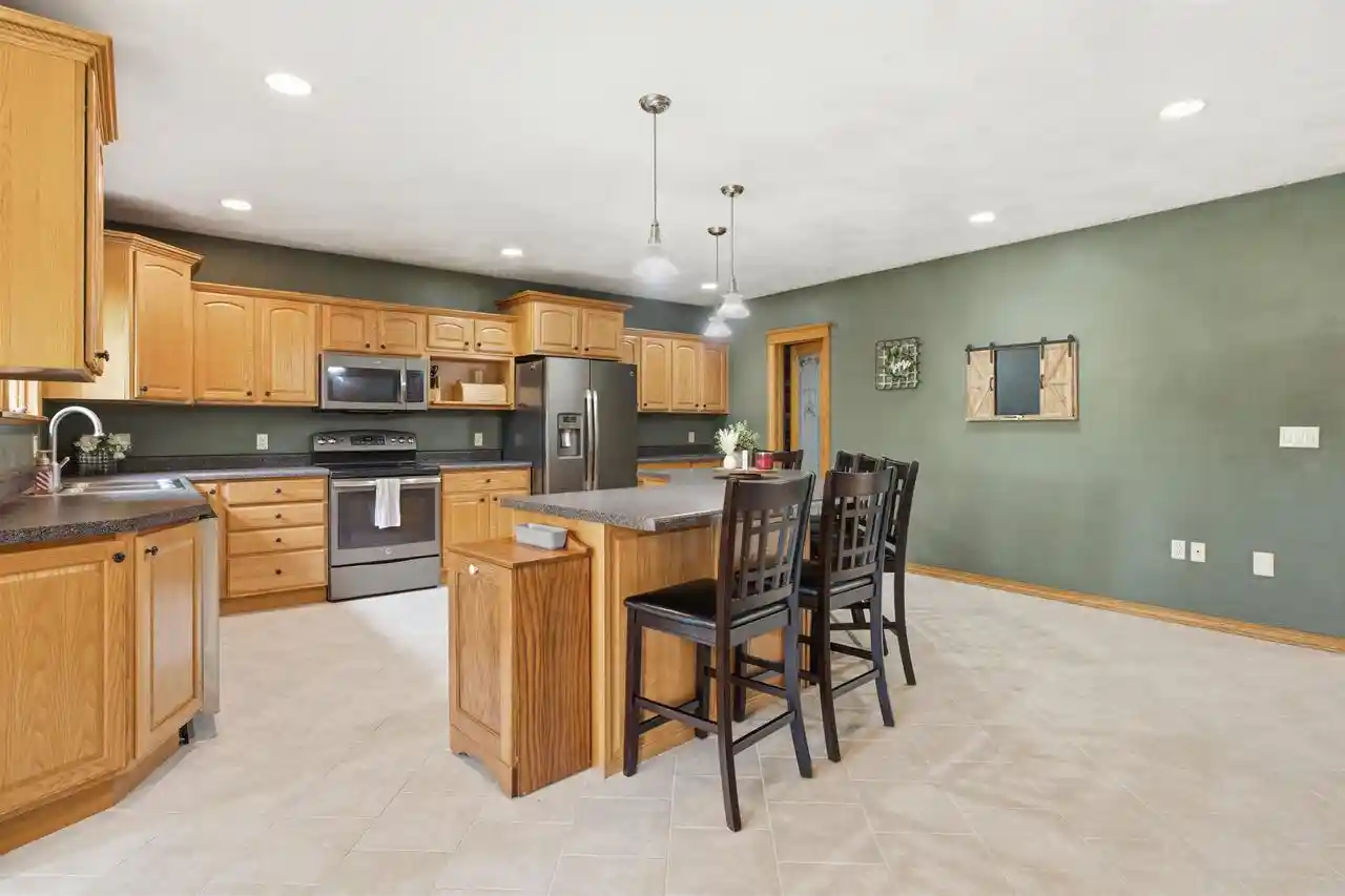 Homes for sale in Hilbert, WI | 1 W Cedar Street Street, Hilbert, WI 54129 | MLS# 50328715