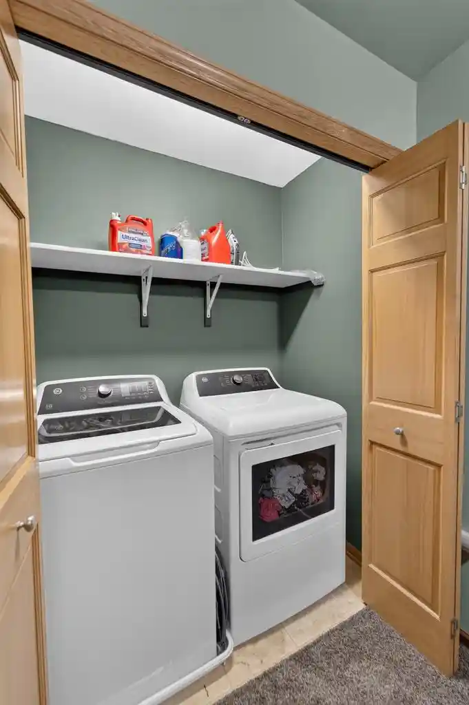 3rd image of 707 Cricket Ln Ln, Middleton, WI 53562