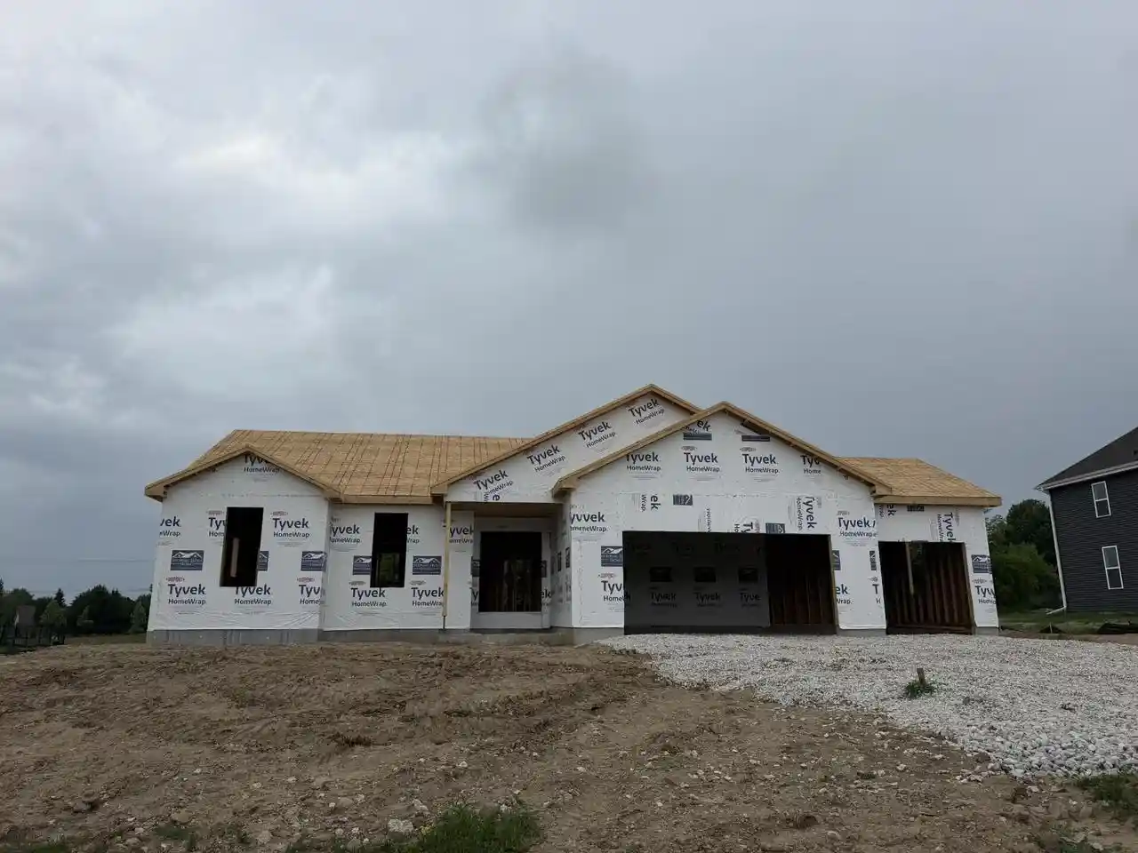 1st image of N101w17078 Tanglewood Dr Dr, Germantown, WI 53022 | MLS# 1970572