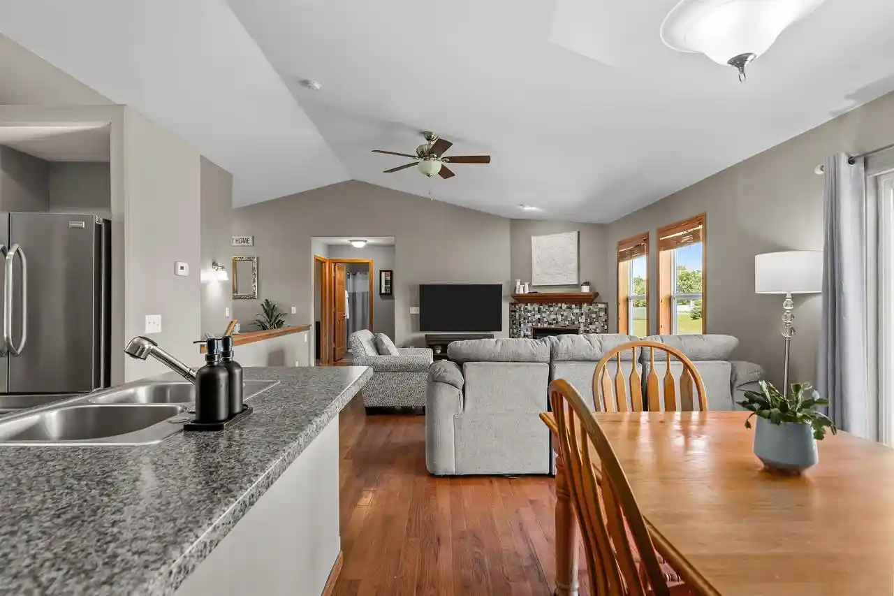 43rd image of 3120 Darlington Pl Pl, Plover, WI 54467 | MLS# 22603134