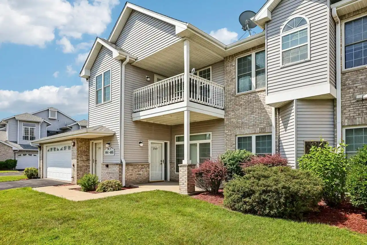 1st image of 6949 S Rolling Meadows Circle Circle, Oak Creek, WI 53154 | MLS# 1970583
