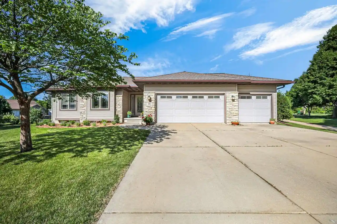 1st image of 36 Fawn Ridge Circle Circle, Middleton, WI 53562 | MLS# 2027576