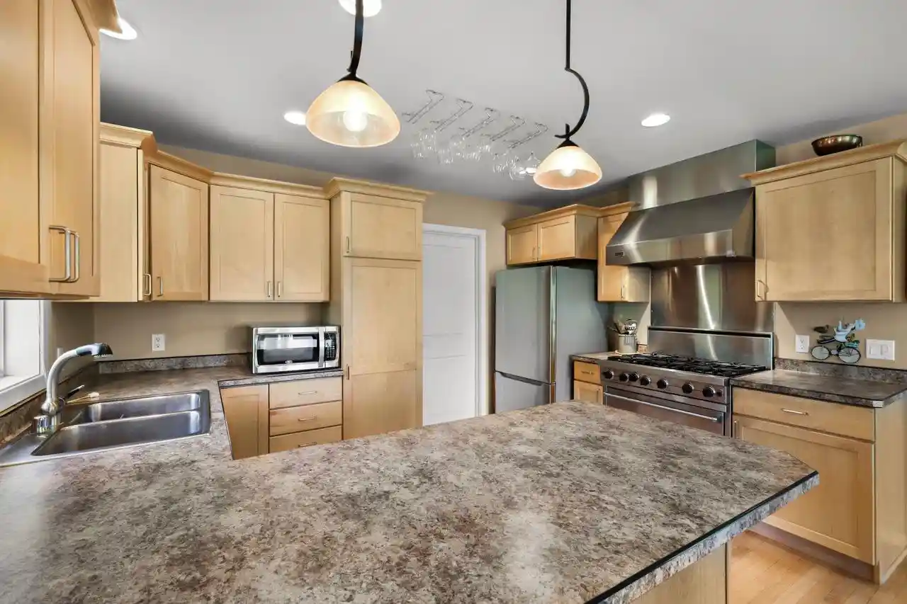 34th image of 36 Fawn Ridge Circle Circle, Middleton, WI 53562 | MLS# 2027576