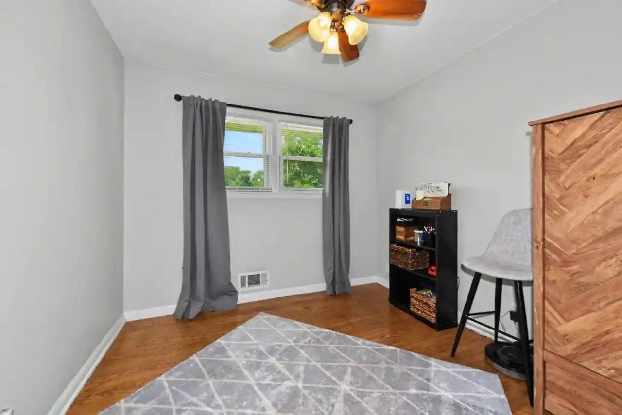 Homes for sale in South Milwaukee, WI | 729 Clark Avenue Avenue, South Milwaukee, WI 53172 | MLS# 1970591