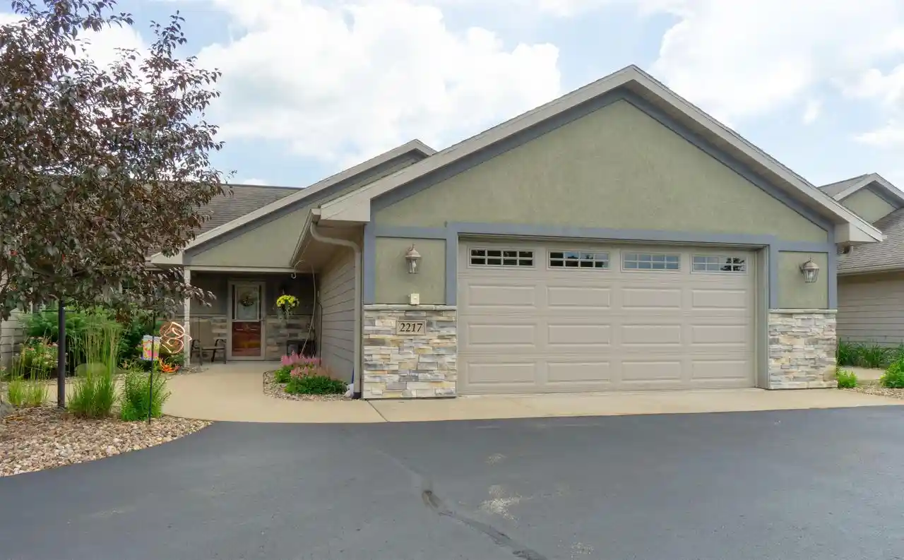Homes for sale in Kronenwetter, WI | 2217 Bryce Lane Lane, Kronenwetter, WI 54455 | MLS# 22603140
