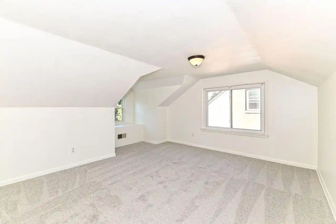 5th image of 3438 E Whittaker Avenue Avenue, Cudahy, WI 53110 | MLS# 1970632