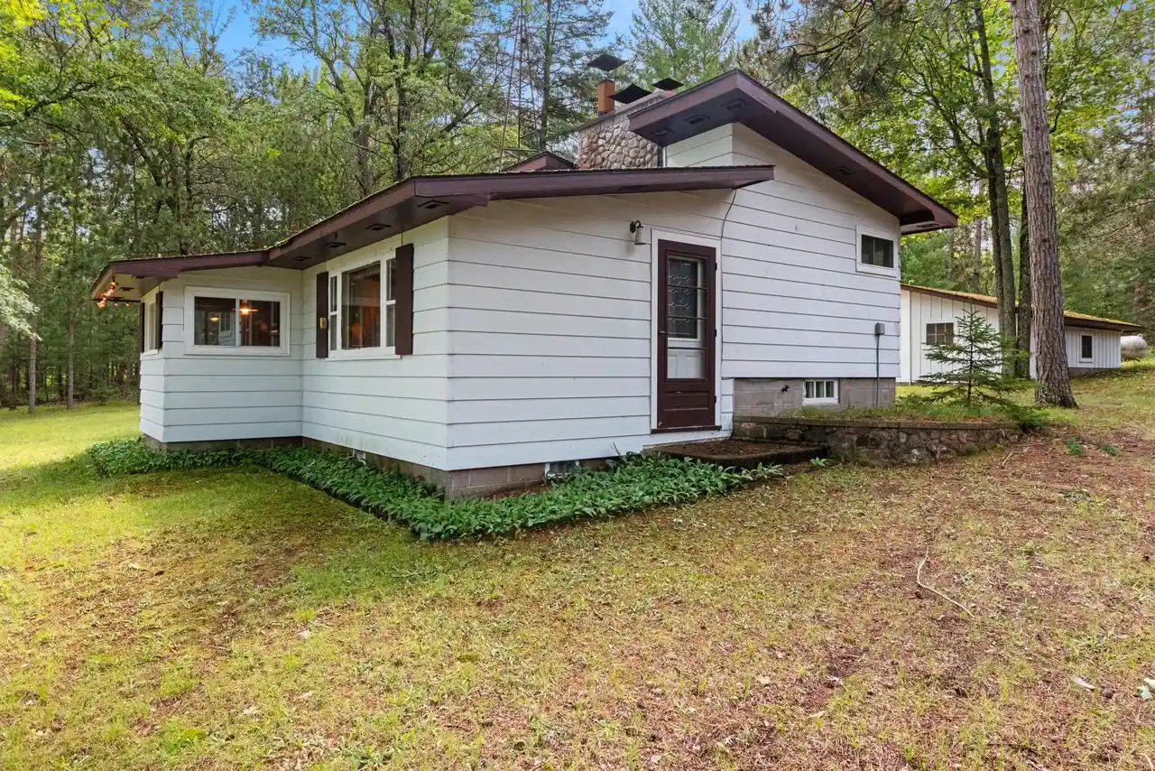 3rd image of W10517 Army Lane Lane, Athelstane, WI 54104 | MLS# 1970636