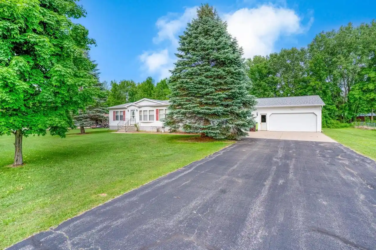 Homes for sale in Little Suamico, WI | 1274 Melissa Boulevard Boulevard, Little Suamico, WI 54141 | MLS# 50328723