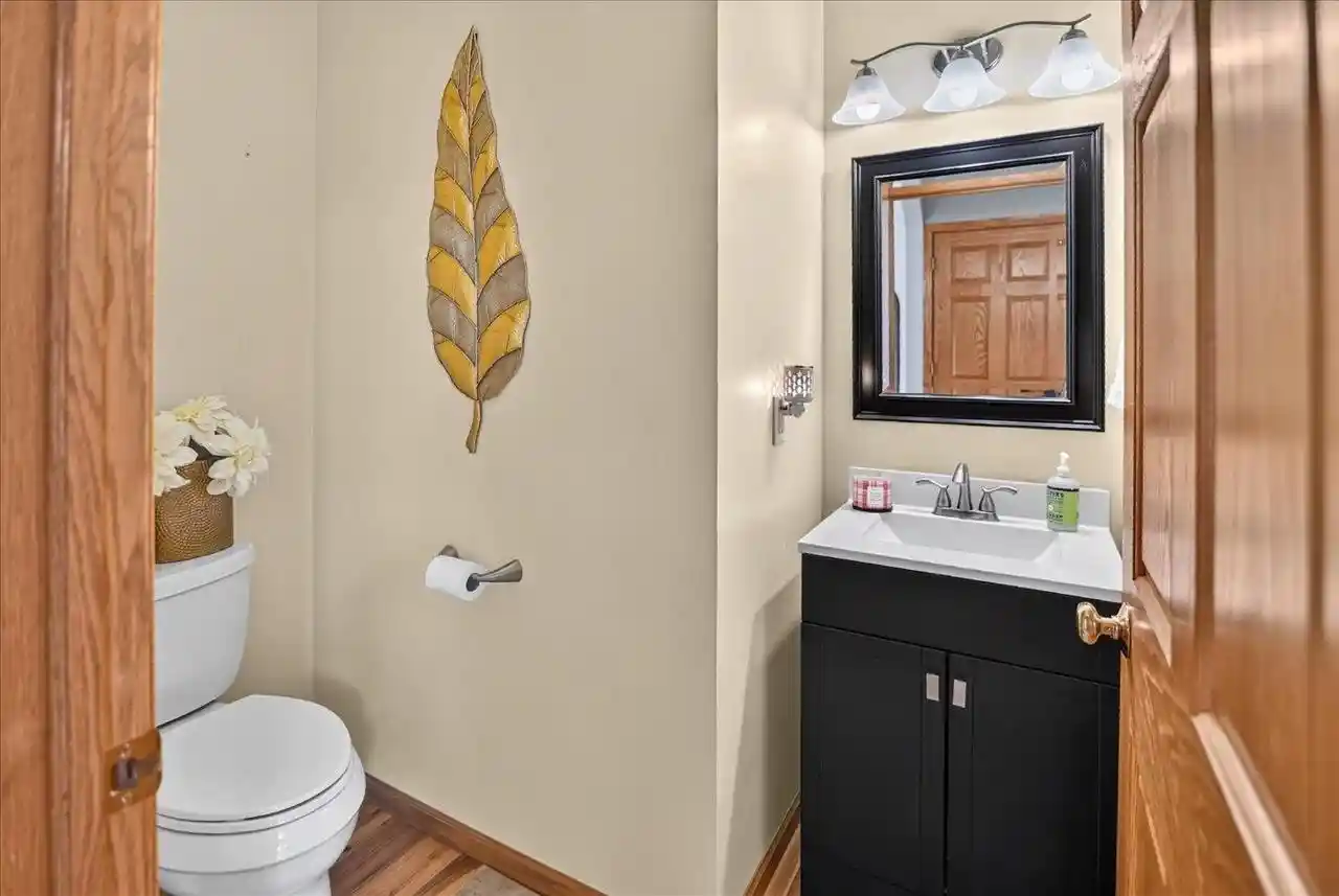 Photo 3 of Single family home for sale at 1730 Stonehaven Dr Dr, Sun Prairie, WI 53590 | MLS# 2027602 | Listing updated on 2026-08-25