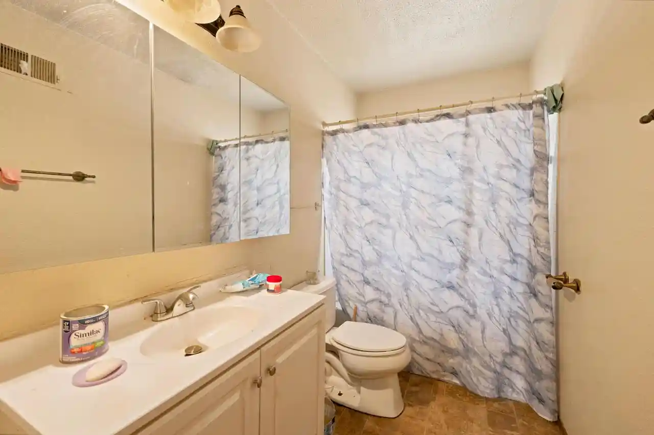 Photo 4 of Multi family home for sale at 5663 N 64Th Street Street, Milwaukee, WI 53218 | MLS# 1970655 | Listing updated on 2026-08-17