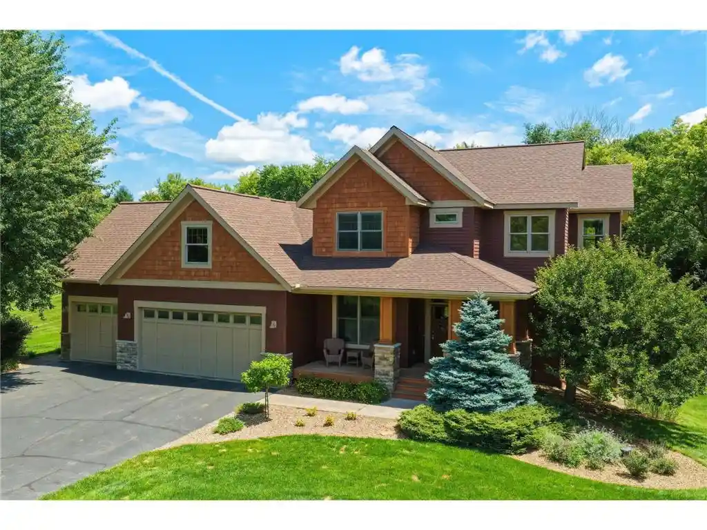 1st image of 365 English Court Dr Dr, Hudson, WI 54016 | MLS# 7106123
