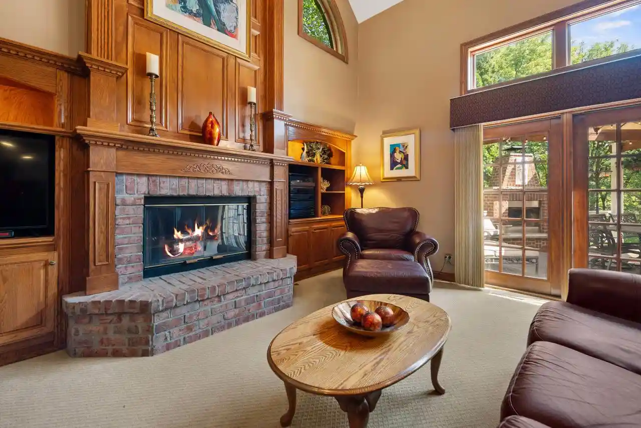 Homes for sale in Cedarburg, WI | N27w5230 Hamilton Road Road, Cedarburg, WI 53012 | MLS# 1970664