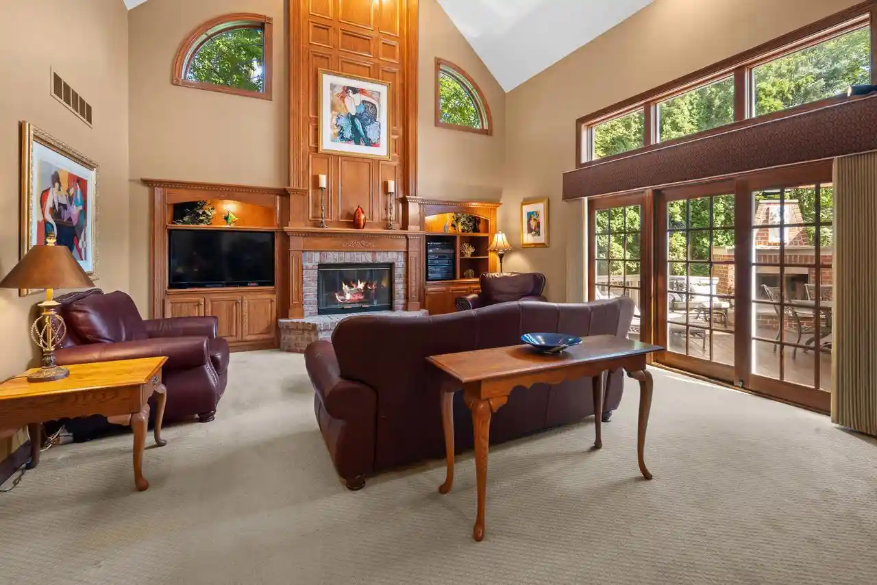 Homes for sale in Cedarburg, WI | N27w5230 Hamilton Road Road, Cedarburg, WI 53012 | MLS# 1970664