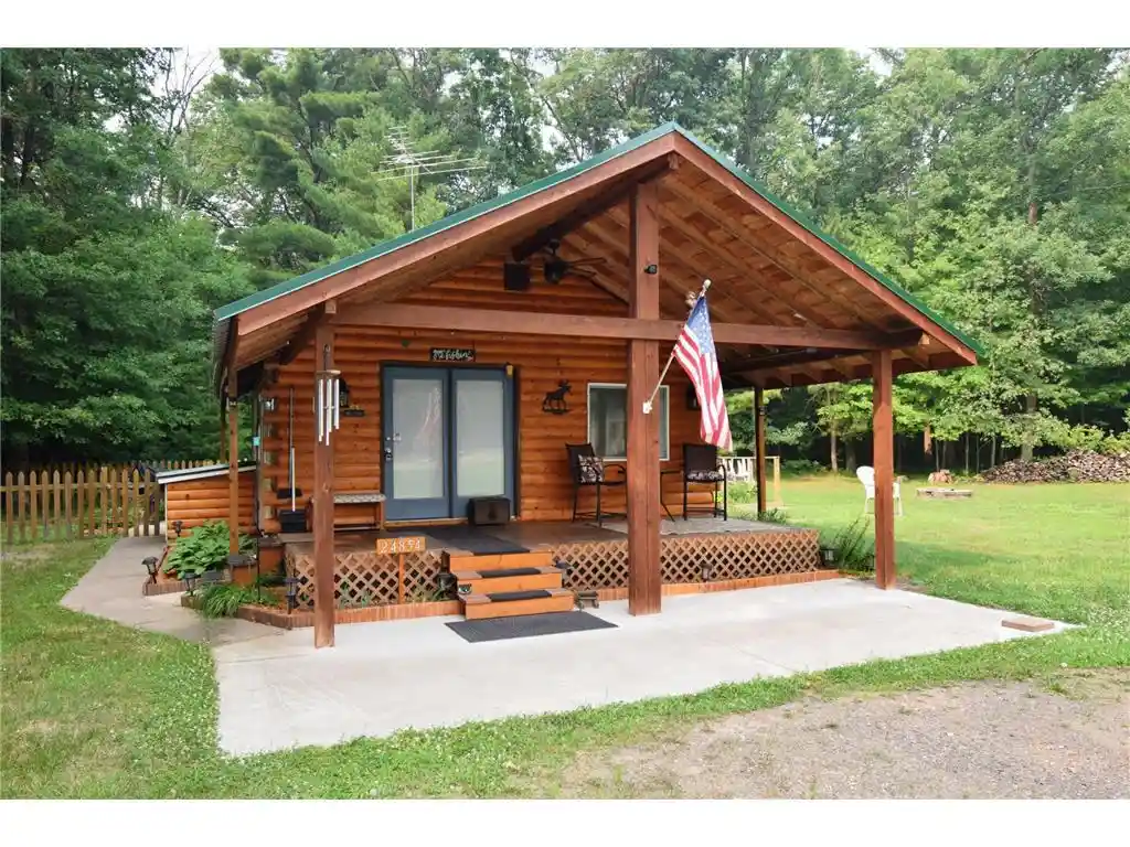 1st image of 24854 New Moon Dr Dr, Siren, WI 54872 | MLS# 7106239