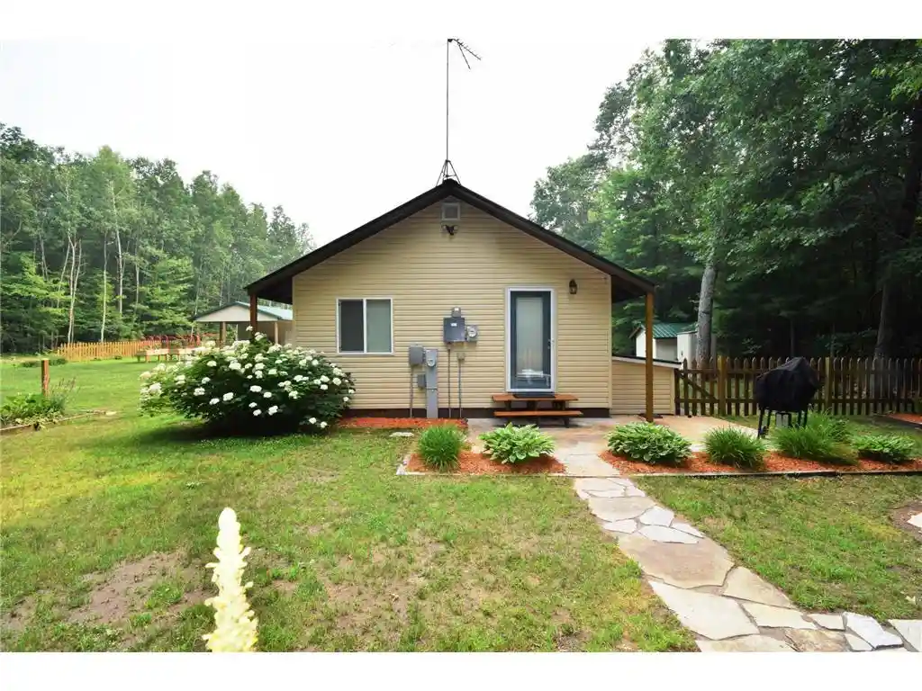 3rd image of 24854 New Moon Dr Dr, Siren, WI 54872 | MLS# 7106239