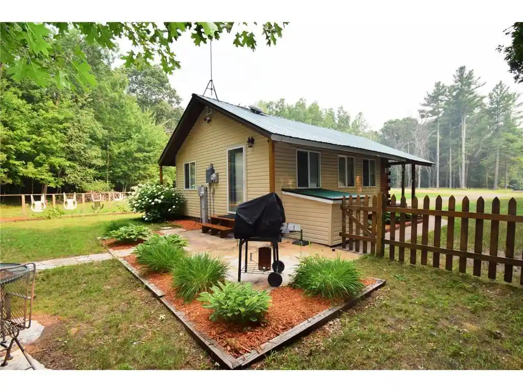 4th image of 24854 New Moon Dr Dr, Siren, WI 54872 | MLS# 7106239
