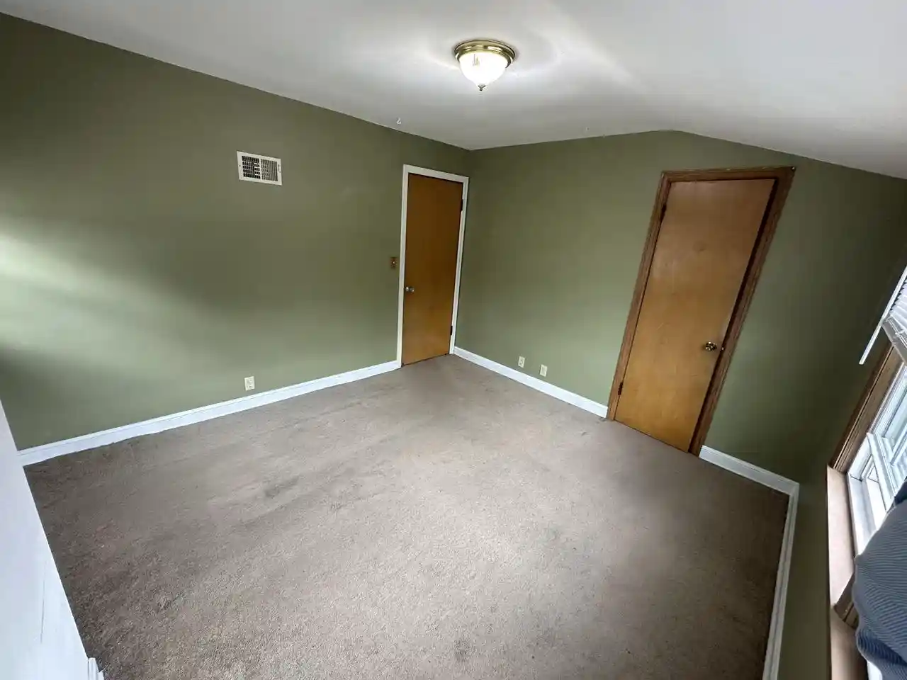 4th image of 5507 5509 W Oklahoma Avenue Avenue #5509, Milwaukee, WI 53219 | MLS# 1970669
