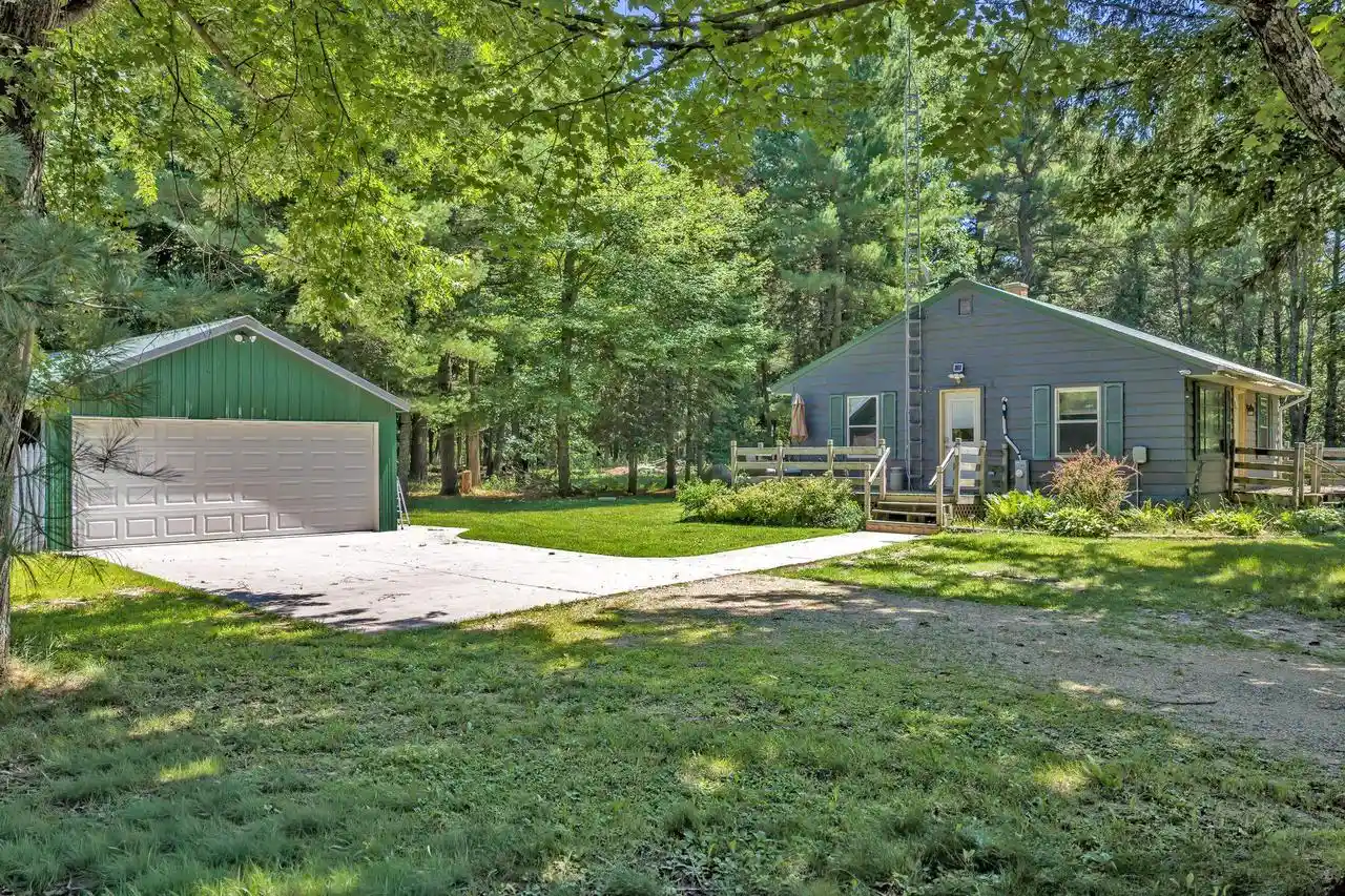 1st image of 2992 Hwy 13, Wisconsin Dells, WI 53965 | MLS# 2027612