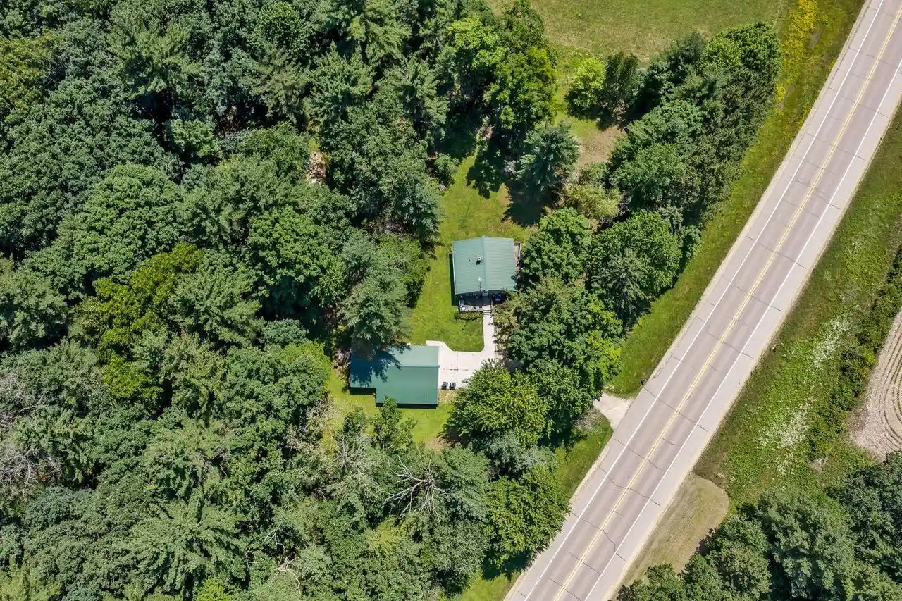 2nd image of 2992 Hwy 13, Wisconsin Dells, WI 53965 | MLS# 2027612