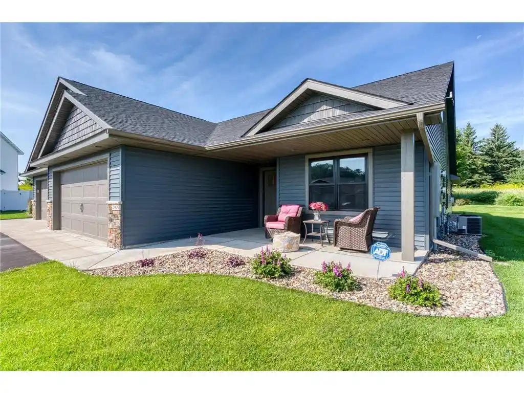 Photo 1 of Sale Pending at 2909 Elgin Court Court, River Falls, WI 54022 | MLS# 7104759 | Listing updated on 2026-07-28