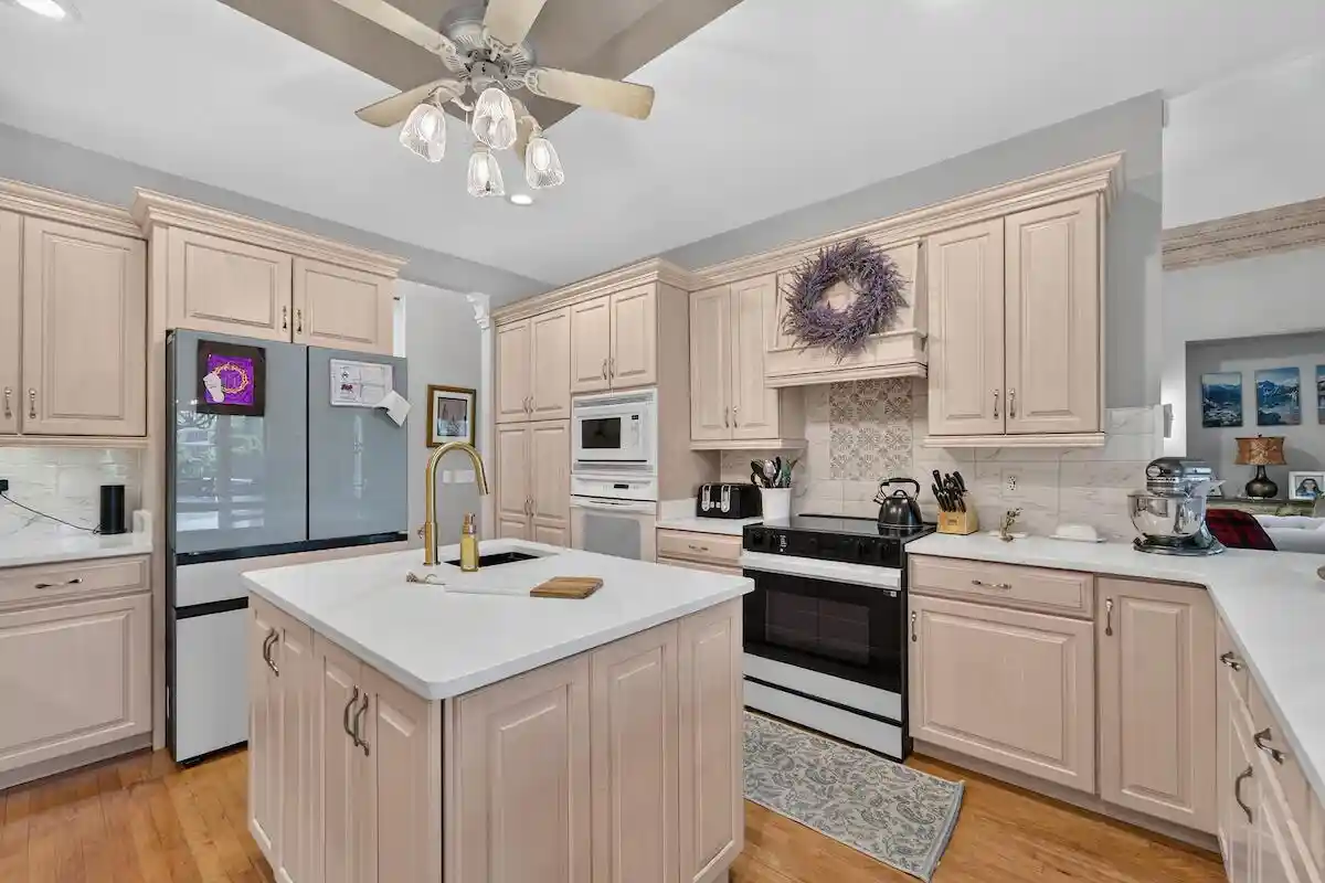 4th image of 3223 13Th Pl Pl, Kenosha, WI 53144 | MLS# 1970715