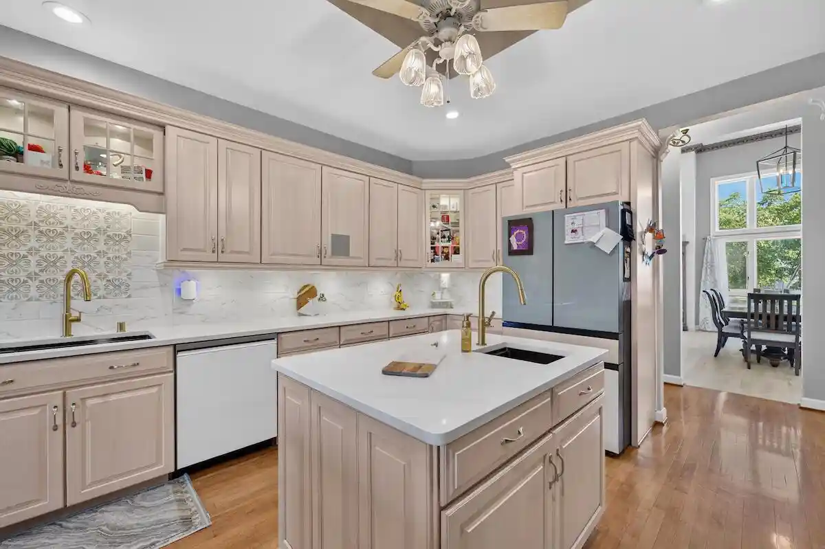 5th image of 3223 13Th Pl Pl, Kenosha, WI 53144 | MLS# 1970715