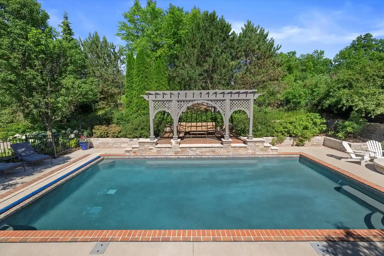 1st image of 1168 Mary Hill Circle Circle, Hartland, WI 53029 | MLS# 1970722