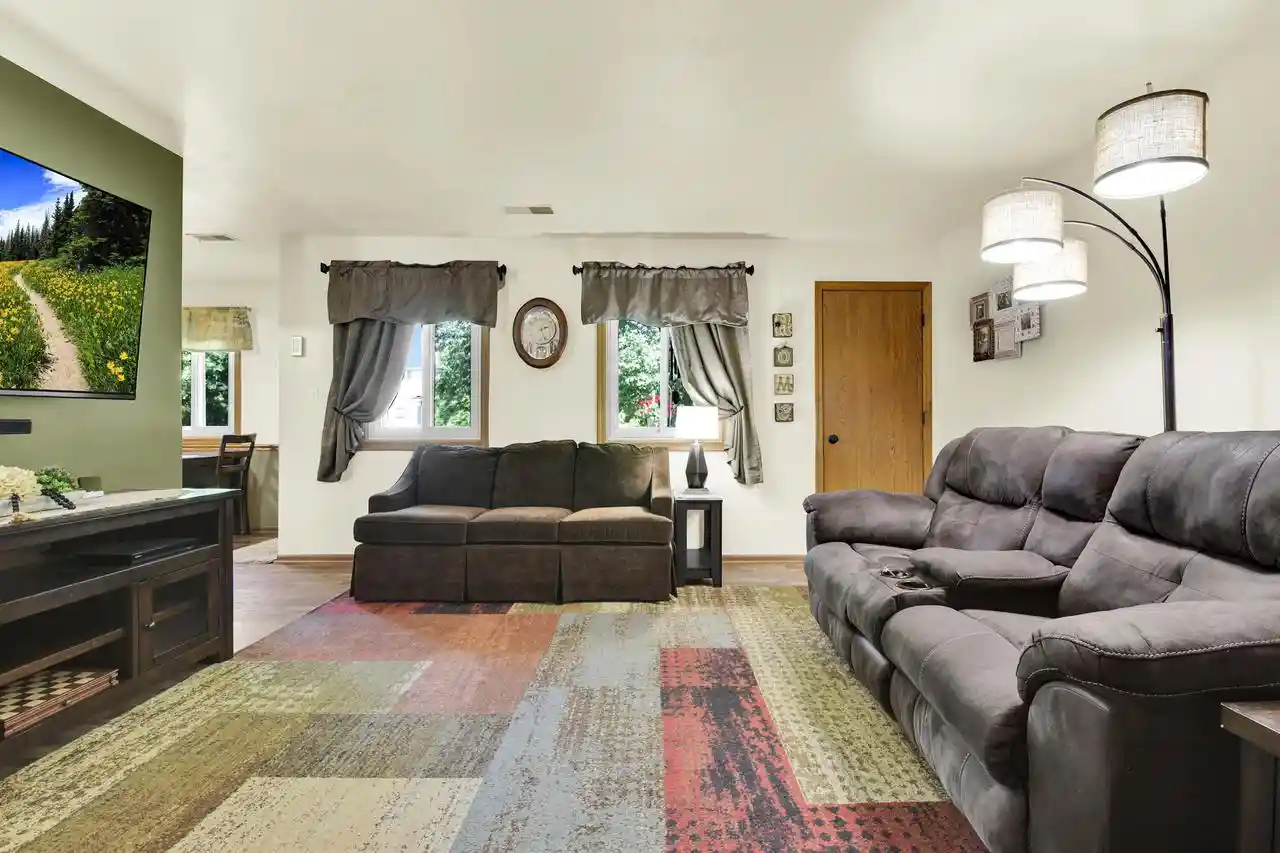2nd image of 1849 Parknoll Lane Lane, Port Washington, WI 53074 | MLS# 1970727