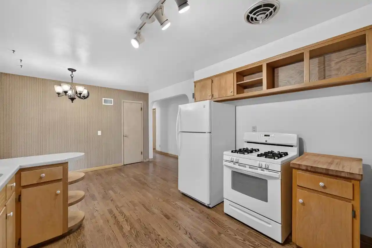 Photo 3 of Single family home for sale at 5509 Raymond Road Road, Madison, WI 53711 | MLS# 2027636 | Listing updated on 2026-08-13