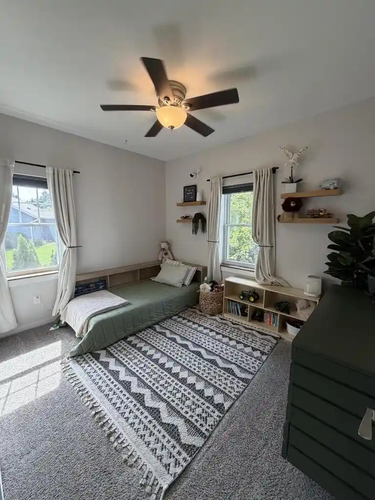 3rd image of 491 Thurow Dr Dr, Oconomowoc, WI 53066 | MLS# 1970748