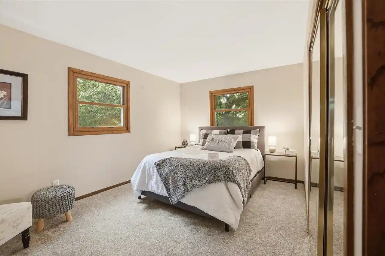 3rd image of W362S10050 Lewin Lane Lane, Eagle, WI 53119 | MLS# 1970764