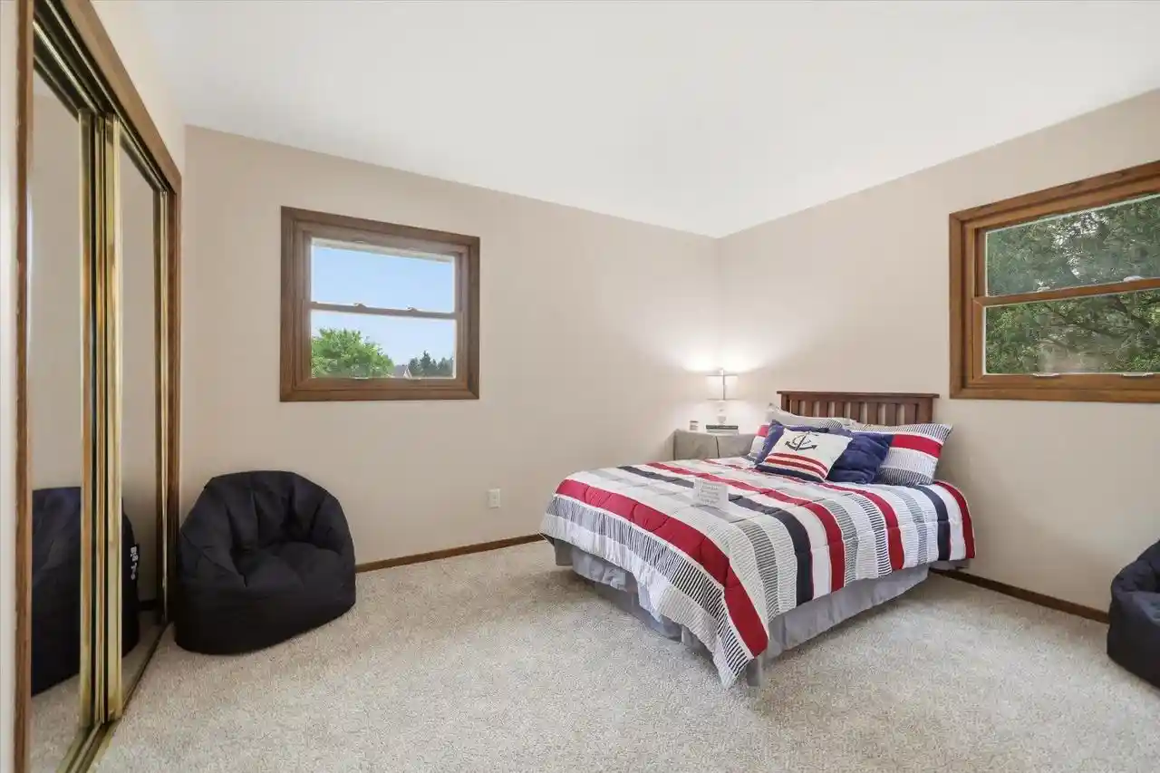 5th image of W362S10050 Lewin Lane Lane, Eagle, WI 53119 | MLS# 1970764