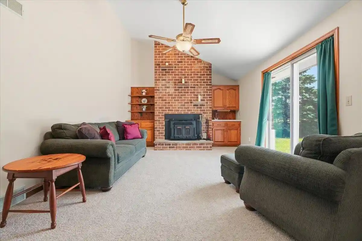 4th image of 12006 39Th Avenue Avenue, Pleasant Prairie, WI 53158 | MLS# 1970780