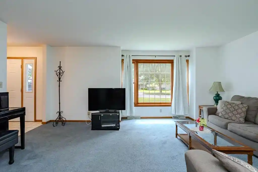 60th image of 413 S Emerald Dr Dr, Wausau, WI 54401 | MLS# 22603165