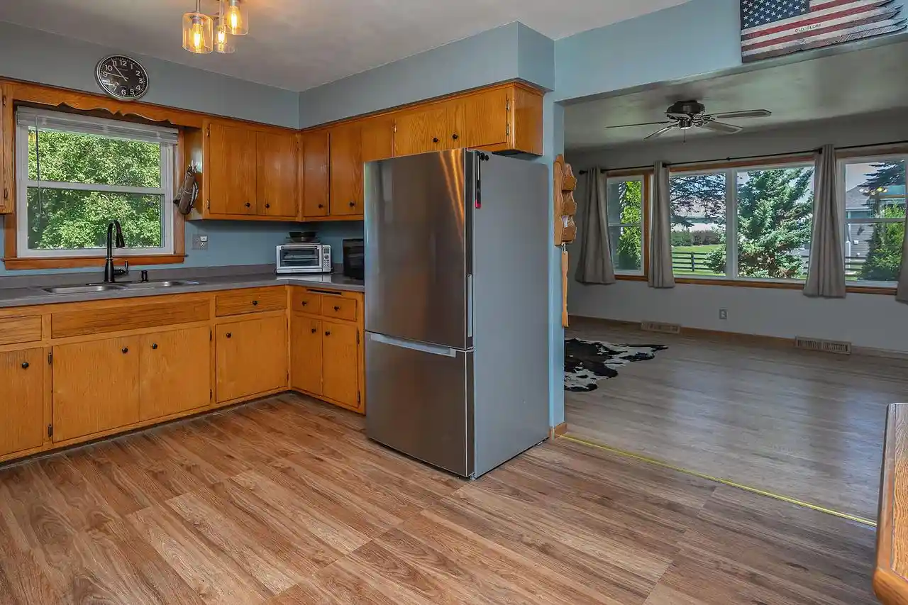 2nd image of N53w23801 Northview Dr Dr, Sussex, WI 53089 | MLS# 1970792