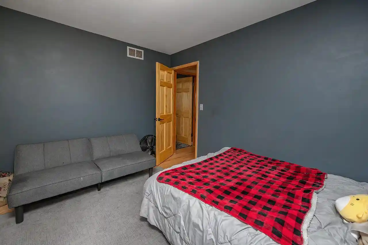 5th image of N53W23801 Northview Dr Dr, Sussex, WI 53089 | MLS# 1970792