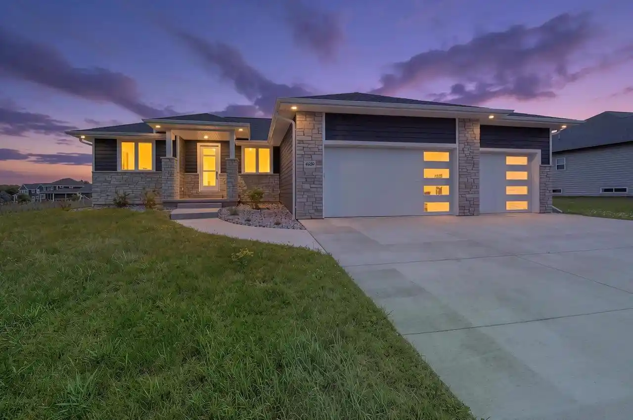1st image of 4659 Terra View Trail Trail, De Pere, WI 54115 | MLS# 50328779