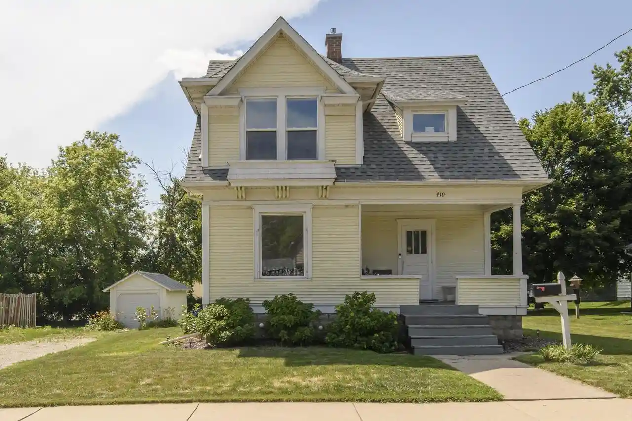 1st image of 410 S Montgomery Street Street, Watertown, WI 53094 | MLS# 1970796