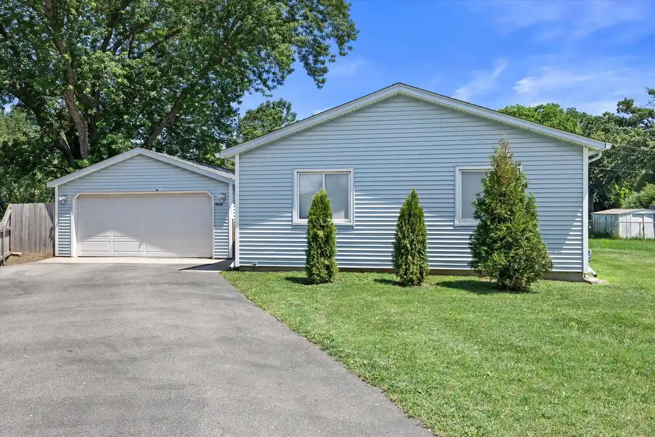 1st image of 6636 124th Street Street, Pleasant Prairie, WI 53158 | MLS# 1970813