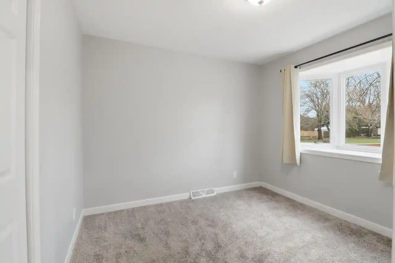 5th image of 10415 22Nd Avenue Avenue, Pleasant Prairie, WI 53158 | MLS# 1970814