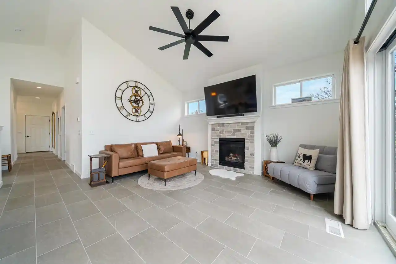 4th image of N8805 Lakeshore Dr Dr, Van Dyne, WI 54979 | MLS# 50328792