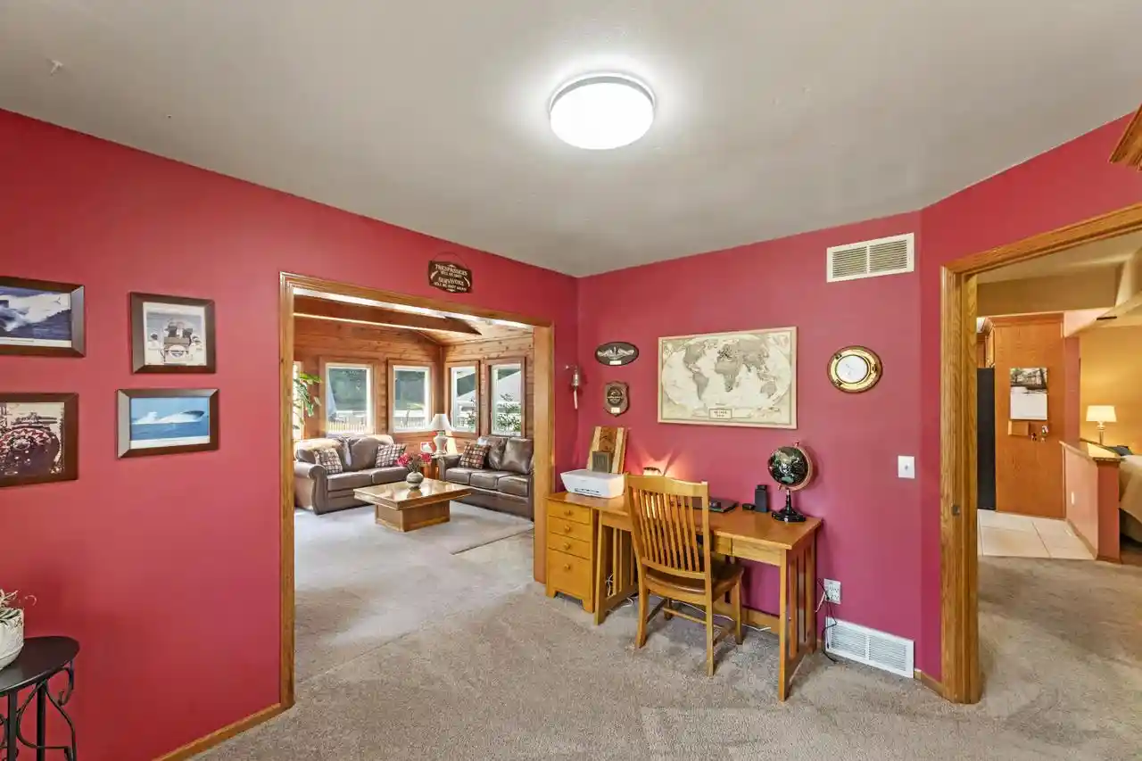 3rd image of 255 Willow Dr Dr, Hartland, WI 53029 | MLS# 1970819