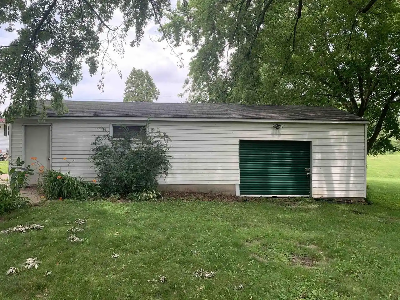 Homes for sale in Beaver Dam, WI | 641 S Center Street Street, Beaver Dam, WI 53916 | MLS# 2027673