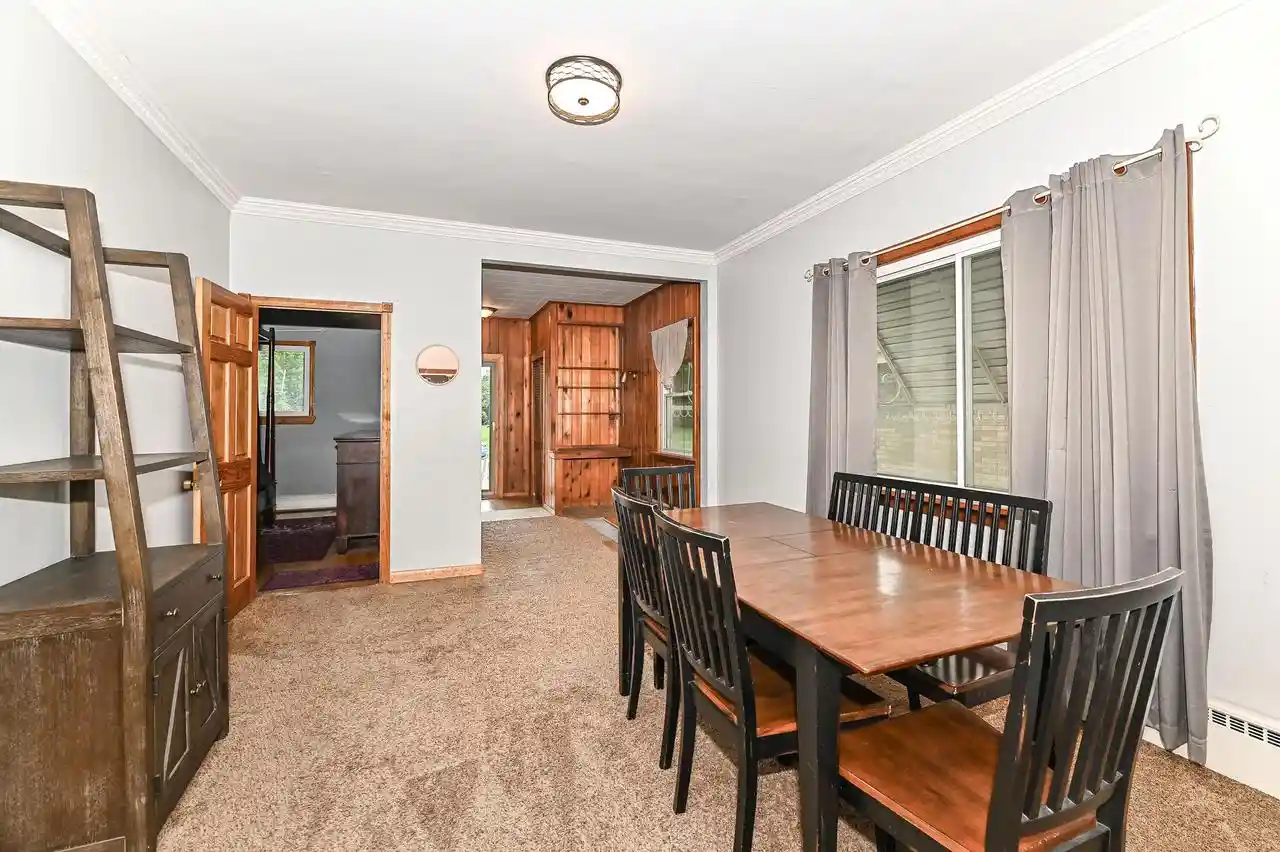 Homes for sale in South Milwaukee, WI | 1521 Marquette Avenue Avenue, South Milwaukee, WI 53172 | MLS# 1970823