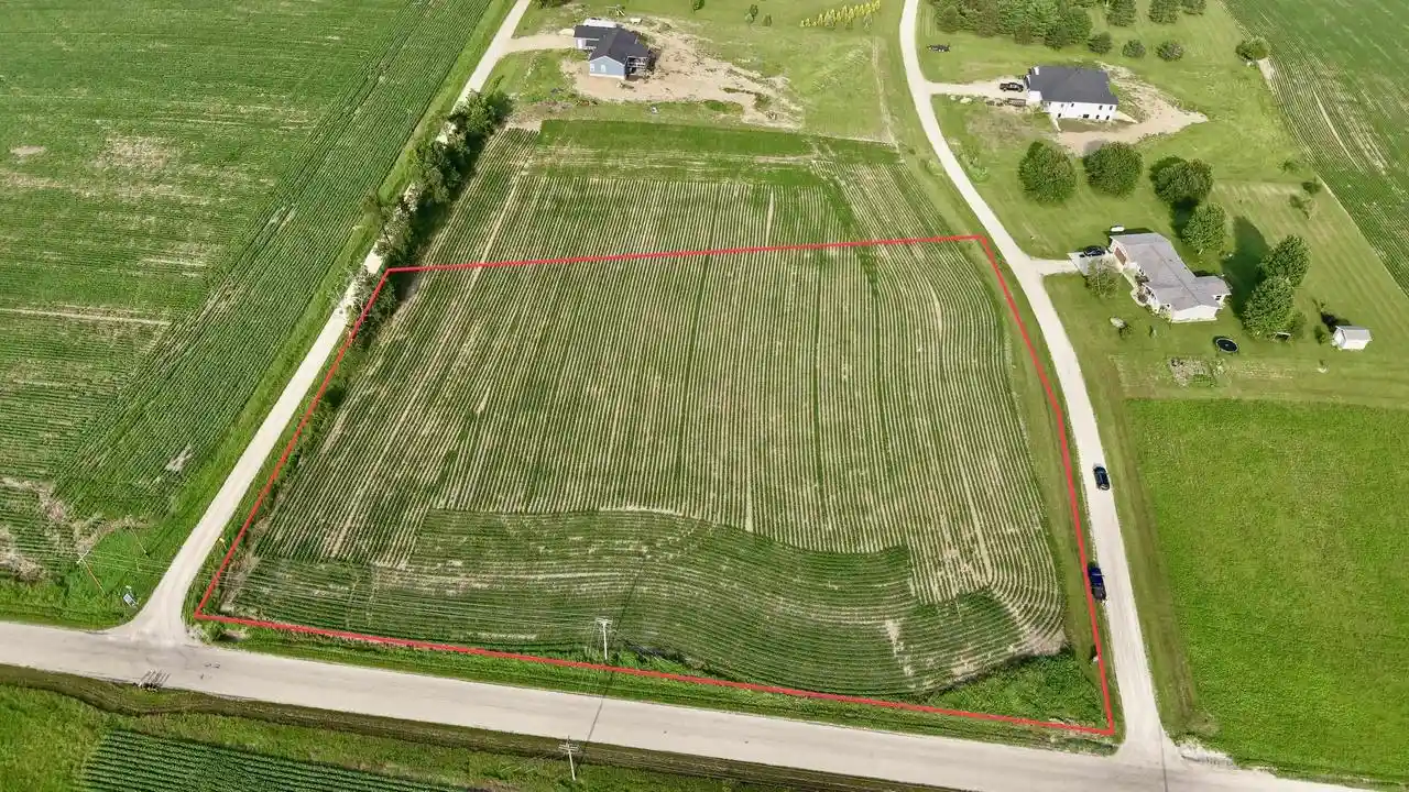 Homes for sale in Argyle, WI | 275 Ac Old Q Road Road, Argyle, WI 53516 | MLS# 2027677