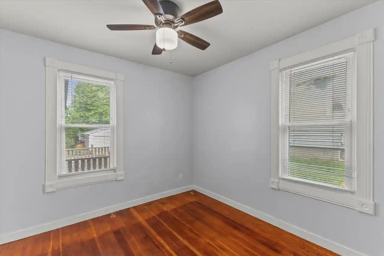 4th image of 128 S Hartwell Avenue Avenue, Waukesha, WI 53186 | MLS# 1970833