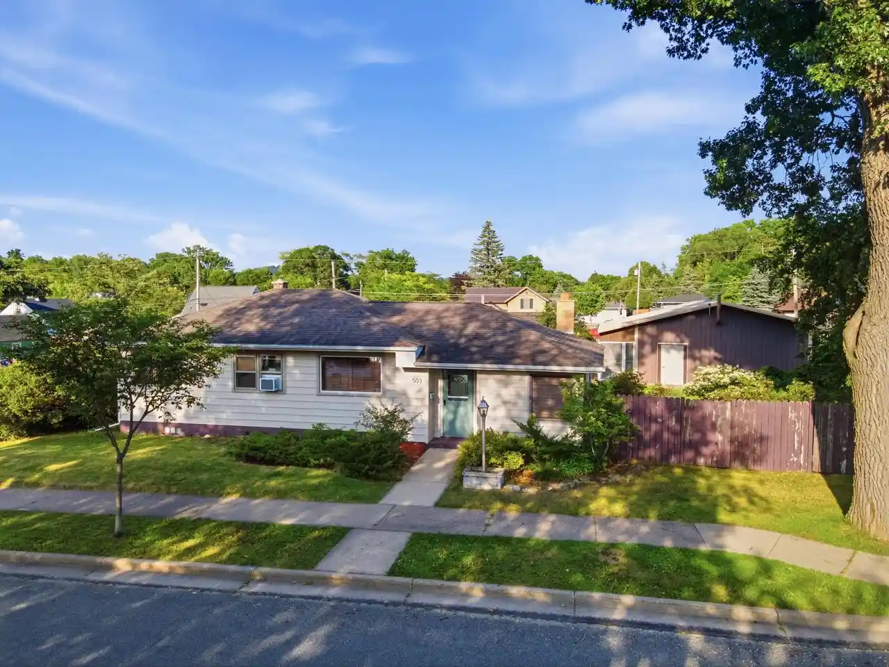 1st image of 503 8th Avenue S Avenue S, Onalaska, WI 54650 | MLS# 1970840